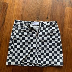 checkered skirt